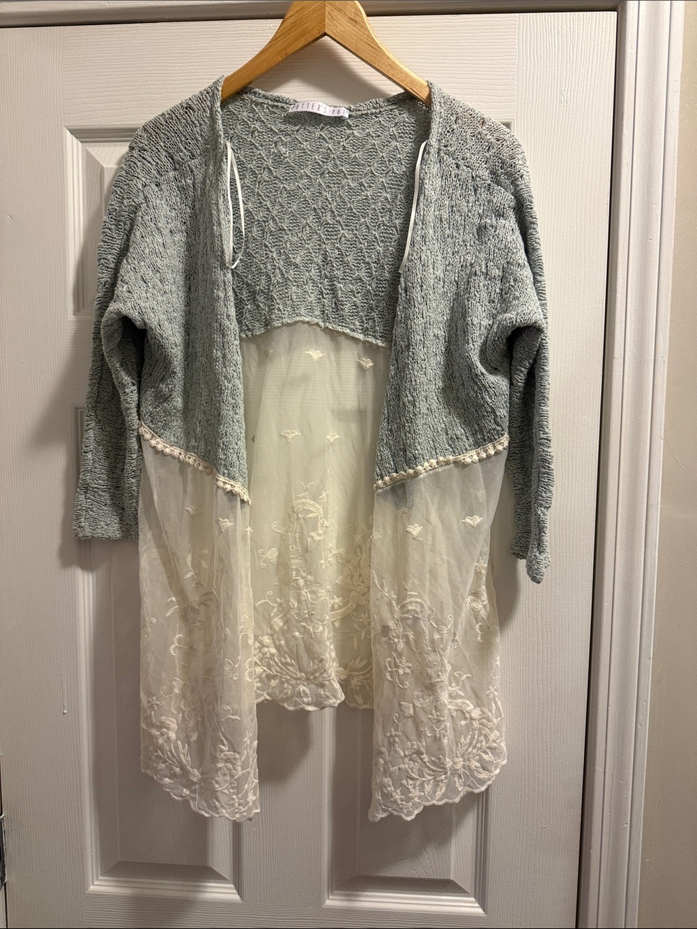 Potter's Pot Light Gray Knit & Cream Lace Open-Front Cardigan